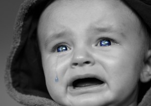 crying-baby-2708380_1920